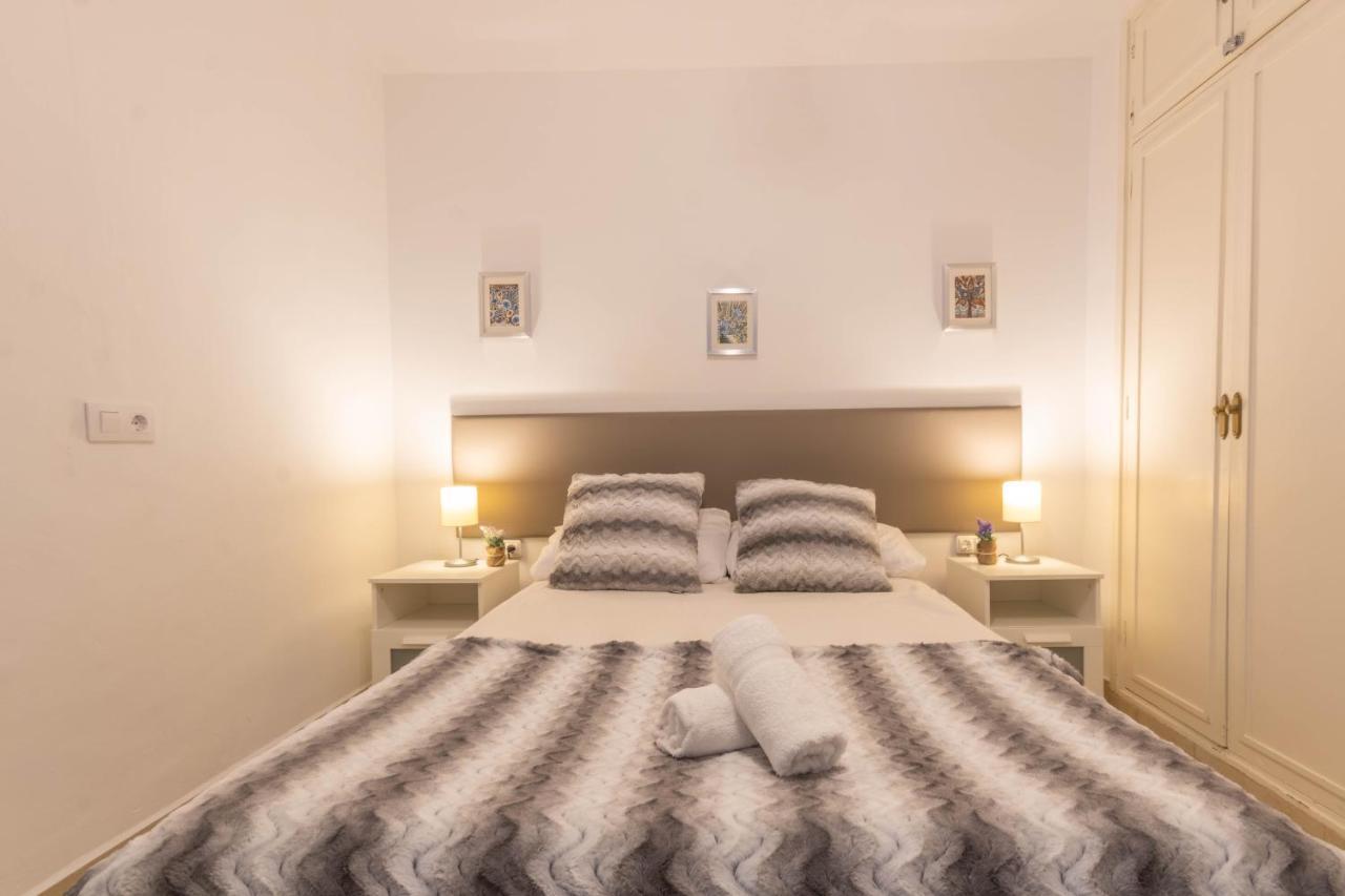 Apartamento Jardines De Murillo Siviglia Esterno foto